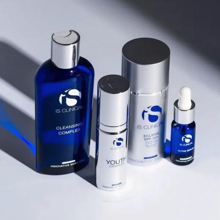 Набор для идеального домашнего ухода Is Clinical Pure Renewal Collection