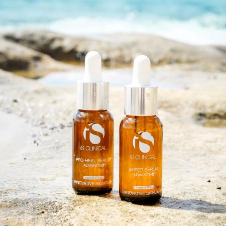 Антивікова сироватка для обличчя Is Clinical Super Serum Advance+