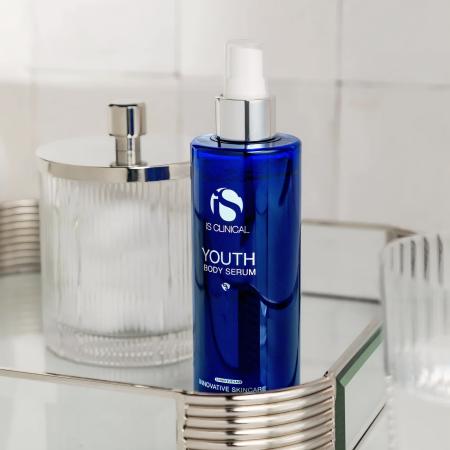 Сироватка для тіла Is Clinical Youth Body Serum