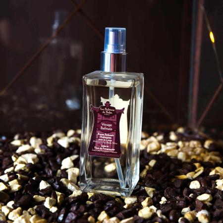 Вода для тіла Балі Лотус та Франжипані La Sultane De Saba Moisturizing Body Mist Lotus and Frangipani Flowers Journey to Bali