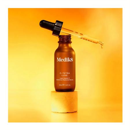 Інтенсивна антиоксидантна сироватка з ліпідним вітаміном С Medik8 C-Tetra Luxe