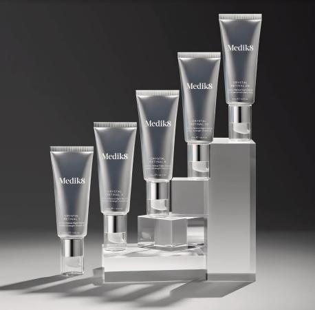 Нічна сироватка зі стабільним ретиналем Medik8 CRYSTAL RETINAL