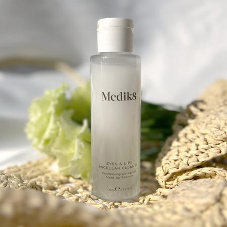Міцелярний засіб для видалення водостійкого макіяжу Medik8 Eyes & Lips Micellar Cleanse