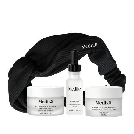 Набір бестселерів від Medik8 Perfect Skin Trio