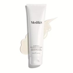 Гель для вмивання Medik8 Surface Radiance Cleanse з гідроксикислотами й екстрактом мангостана