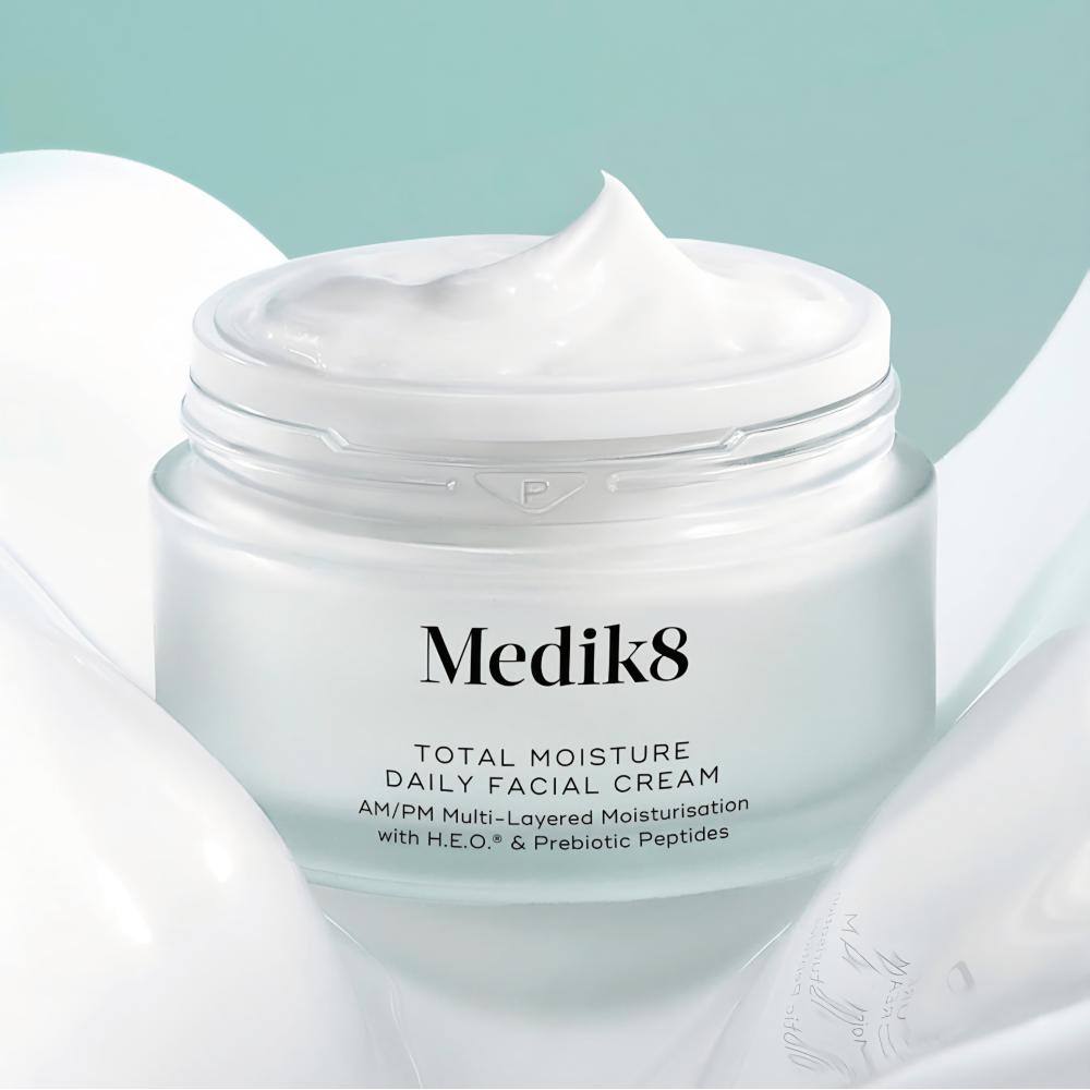 Новий крем Medik8 Total Moisture Daily Facial Cream - купити в