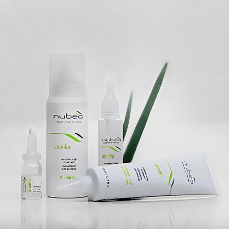 Шампунь для чувствительной кожи головы Nubea Auxilia Sensitive Scalp Shampoo