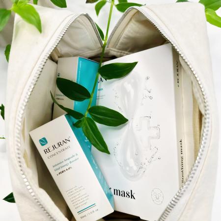 Подарочный набор по уходу за лицом в дизайнерской косметичке Rejuran Face Care Gift Set