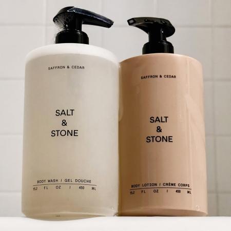 Антиоксидантний гель для душу з ароматом шафрану і кедра Salt&Stone Body Wash Saffron & Cedar
