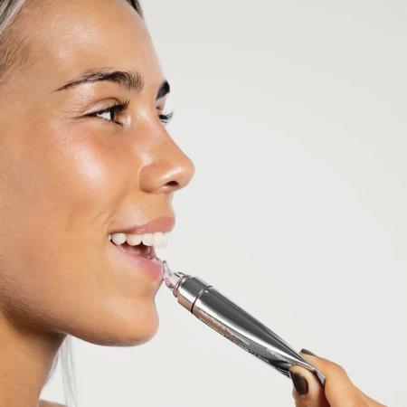 Засіб для зволоження та об'єму губ Transparent lab Volume Hydro-Plump Lip Augmentation